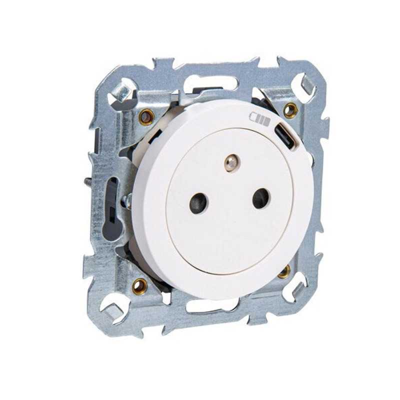 Prise avec terre affleurante avec usb càassembler Lumia blanc