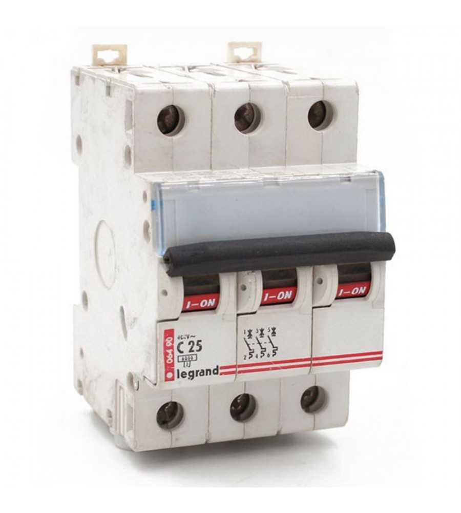 Disjoncteur DX 25A-3P *