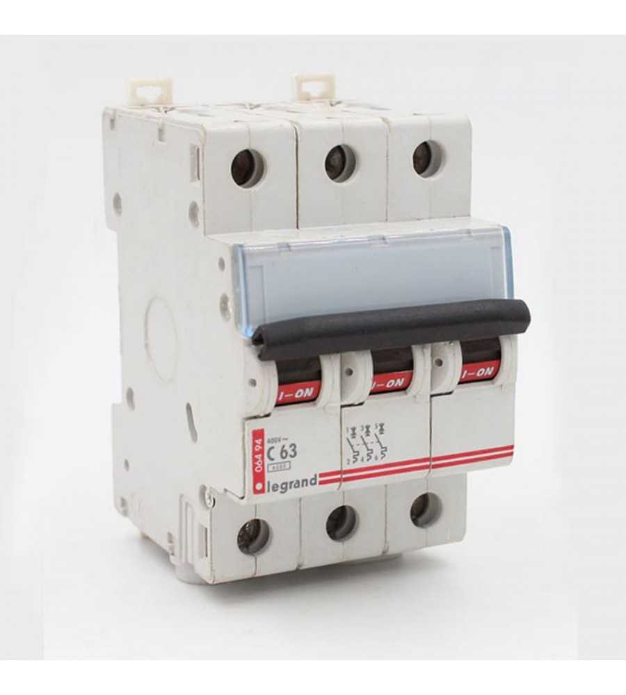 Disjoncteur DX 63A-3P (06494)*