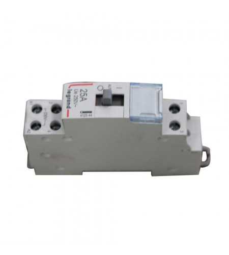 Contacteur 25A 2F bobine 230V manette