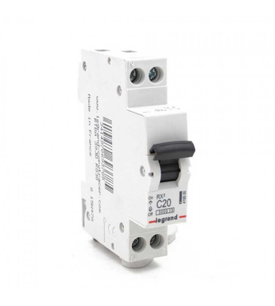 Disjoncteur modulaire RX³ 3000 1P + N 230V~ 20A courbe