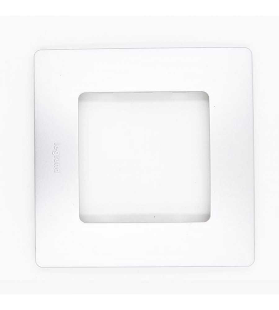 Plaque de finition NILOE 1 poste argent