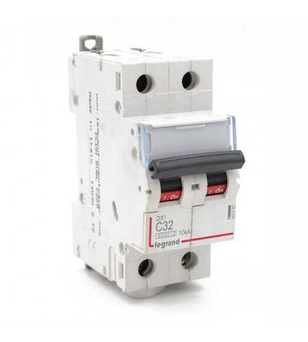 Disjoncteur 32 A 400 V 2P