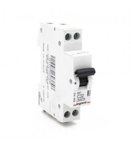 RX3 Disjoncteur unipolaire + neutre 32 A courbe C